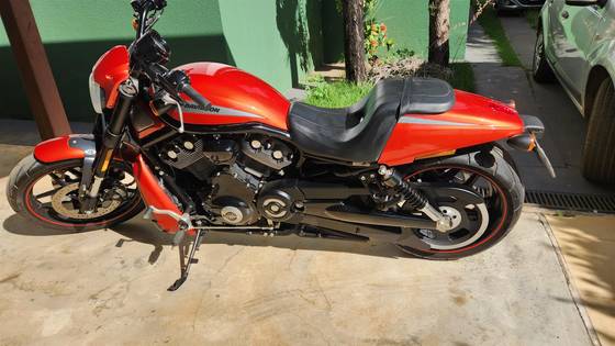 HARLEY-DAVIDSON V ROD NIGHT ROD ESPECIAL 